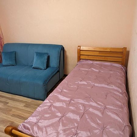 Уютно И По Домашнему Комфортно Студенческая 2К Кв Зубенко 19 ハルキウ 部屋 写真
